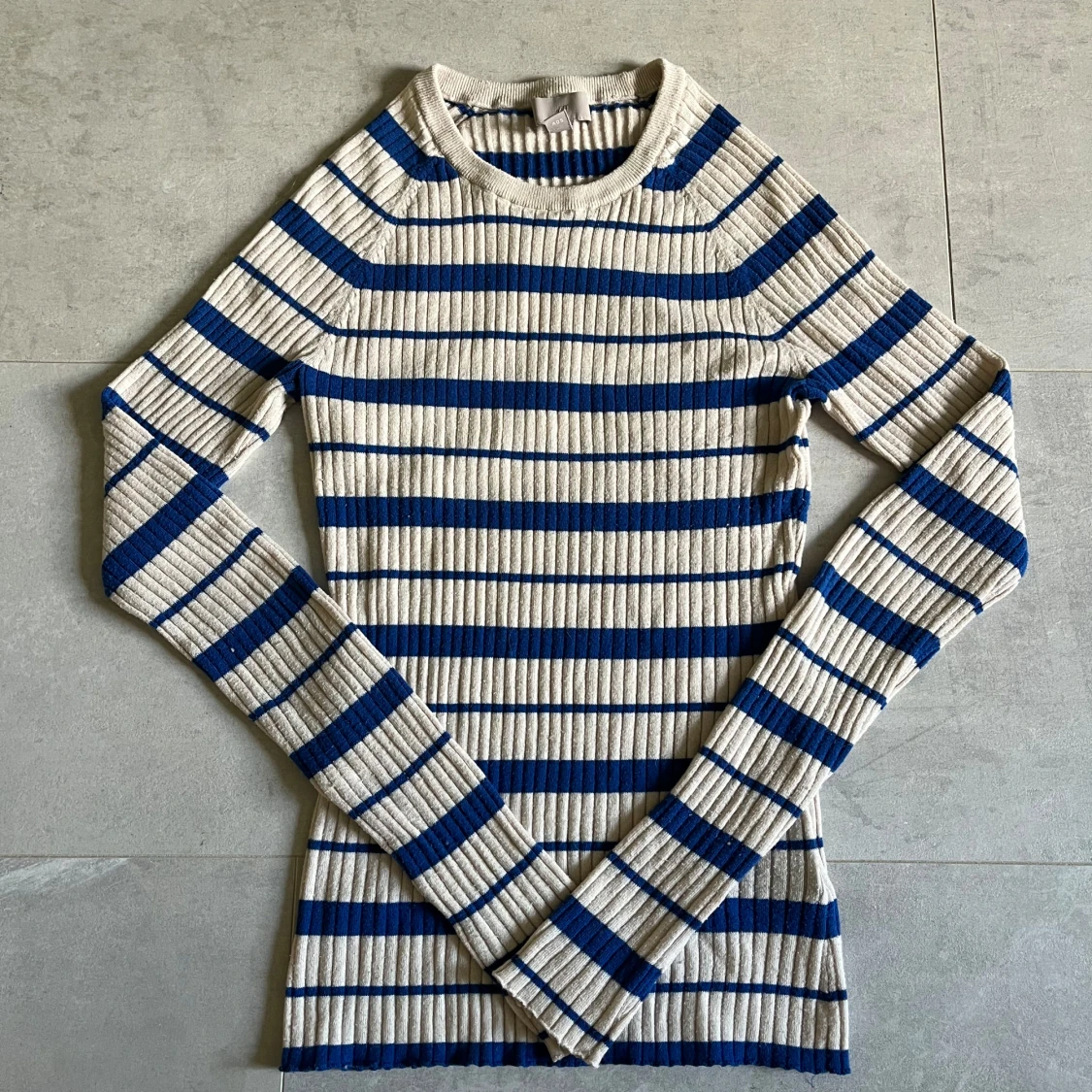 Randig ribbad tröja från H&M - 3