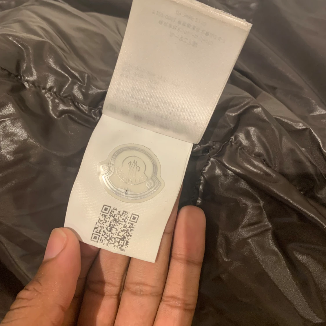 Svart dunjacka från Moncler - 1