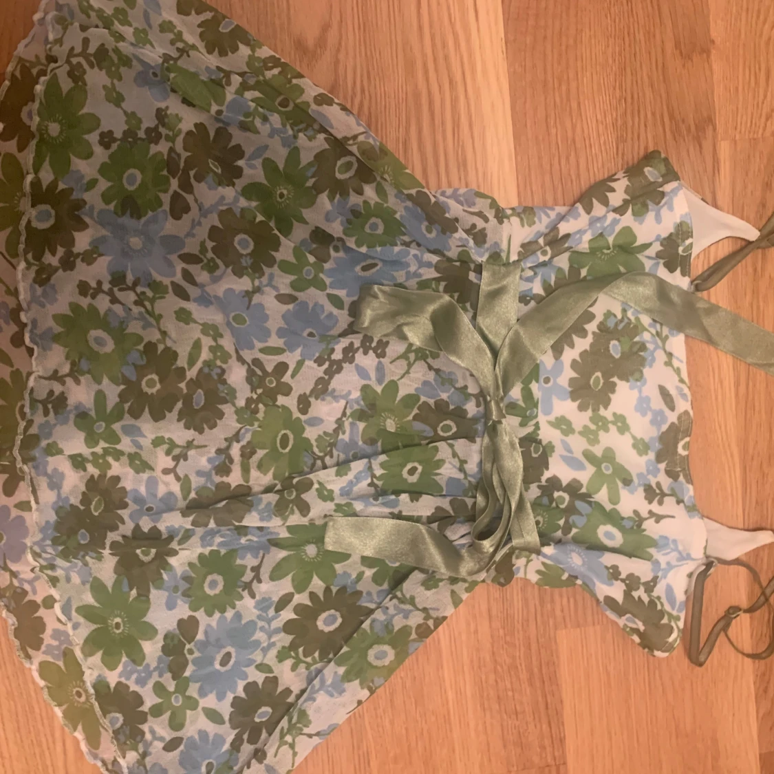 Blommigt sommar linne  - 2