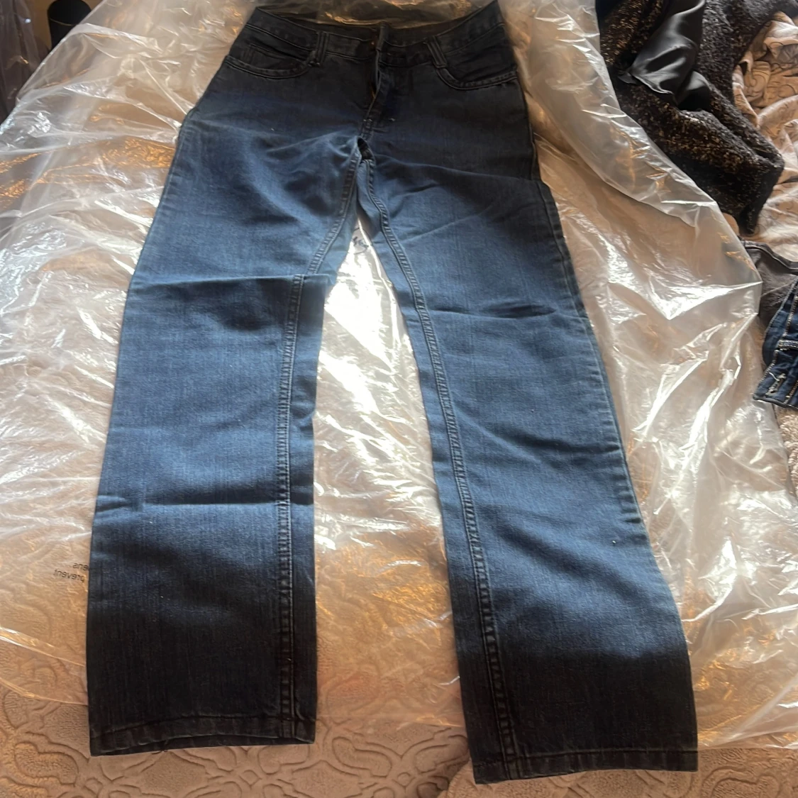 Blå raka jeans från Kallis, stl 28