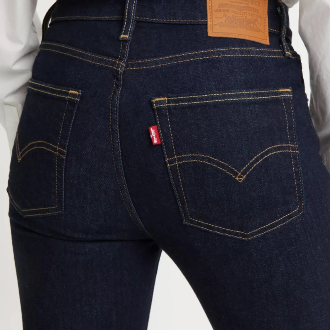 Levi's 725 High Rise Bootcut Jeans - 2