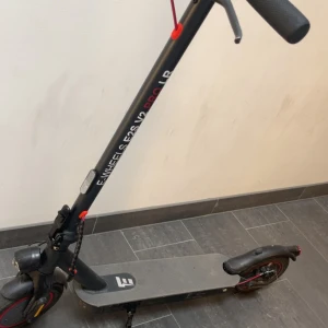 Elscooter - pris kan diskuteras, den är mycket bra 22 km/h