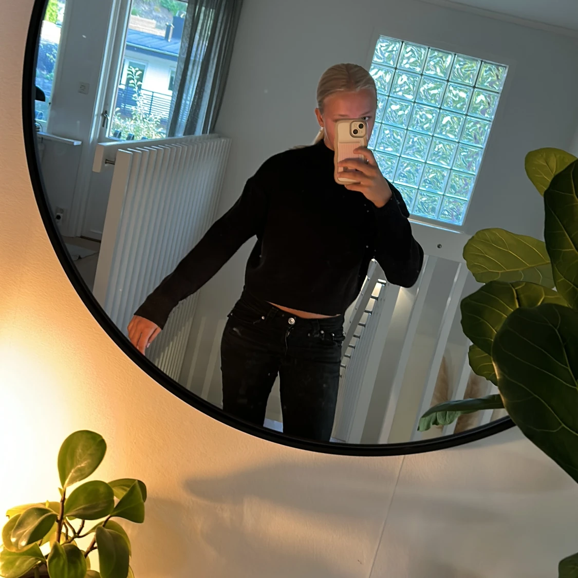 Svart stickad tröja - 3