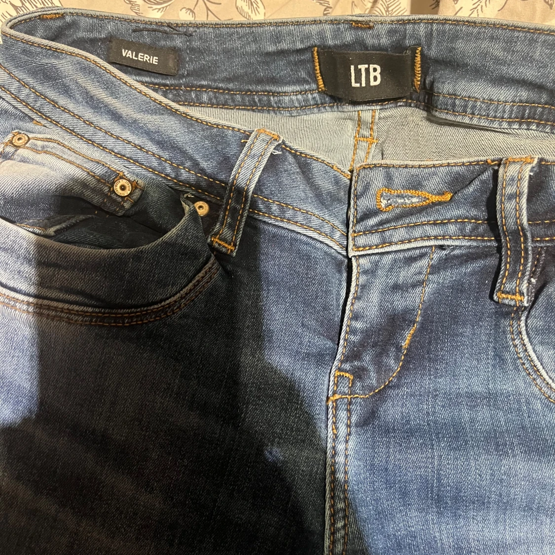 Blå bootcut jeans från LTB - 1