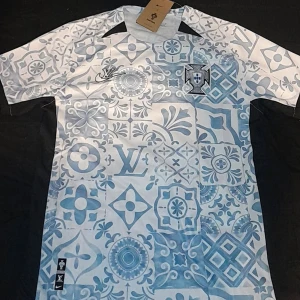 Portugal Fotbollströja  - Använder den inte mycket pris kan diskuteras 