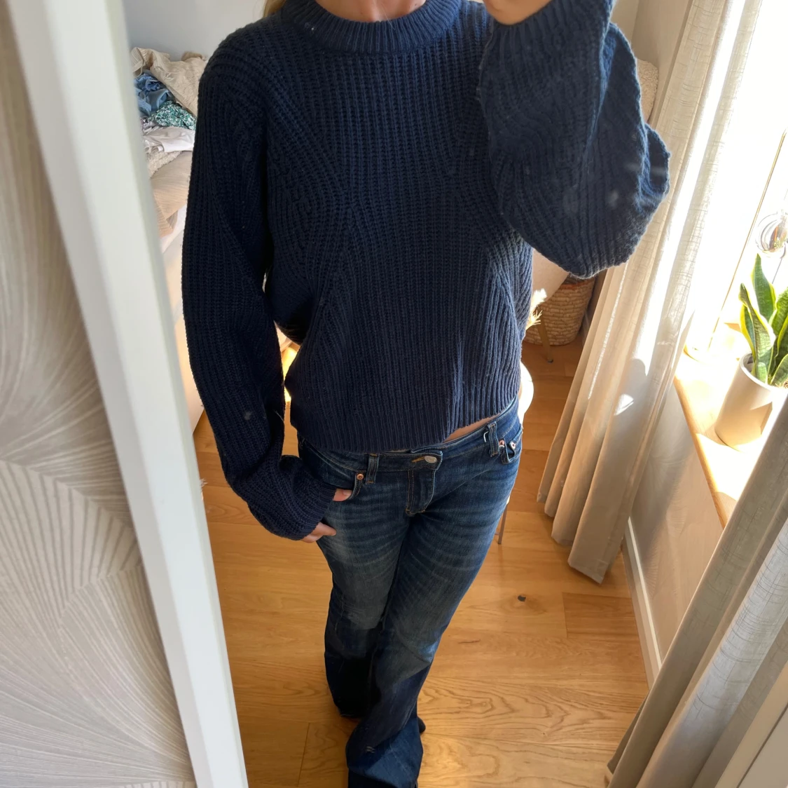 Mörkblå stickad   - 2