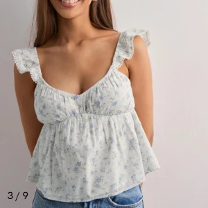 En söt Nelly blus - Använd två gånger, nypris 349kr🩷 skriv om ni vill ha mer info 🙏