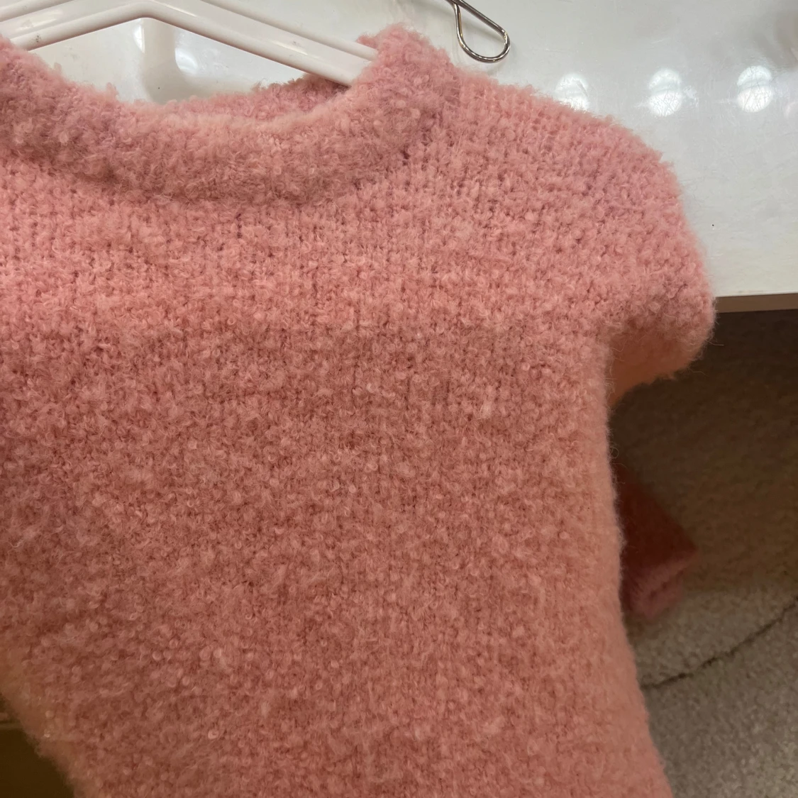 Mysig rosa stickad tröja - 1