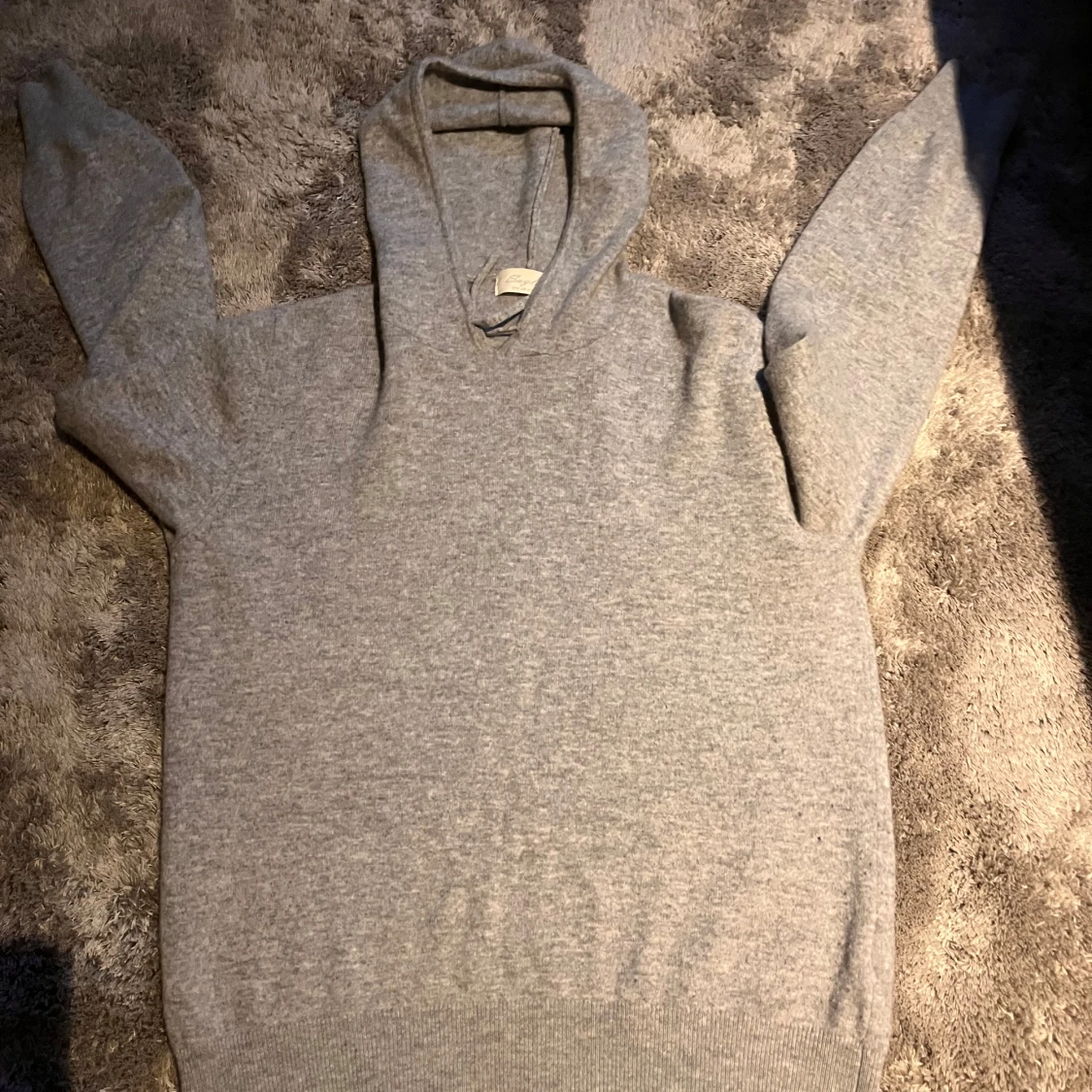 Grå Kashmir hoodie  - 1