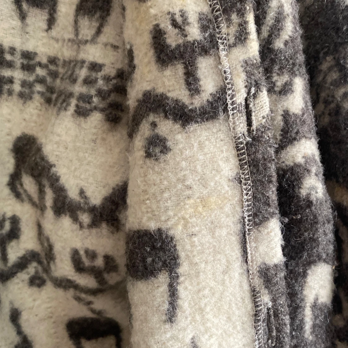 Mönstrad ulljacka med huva - 4