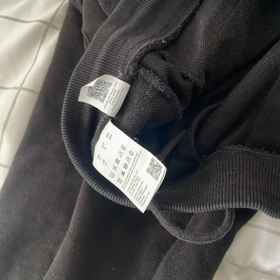 Svarta mjukisbyxor från Hugo - 2