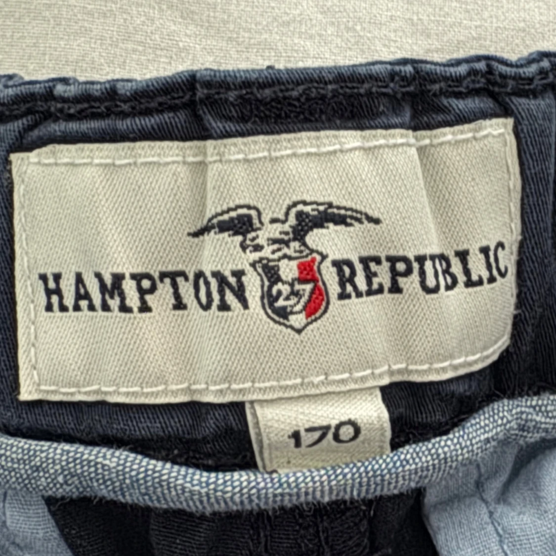Mörkblå shorts från Hampton Republic - 2