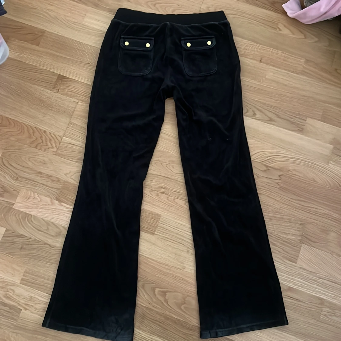 Svarta mjukisbyxor - 3