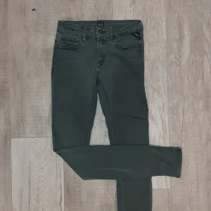 Replay jeans - Replay luz jeans i  26x 32. Kontakta om intresserad!