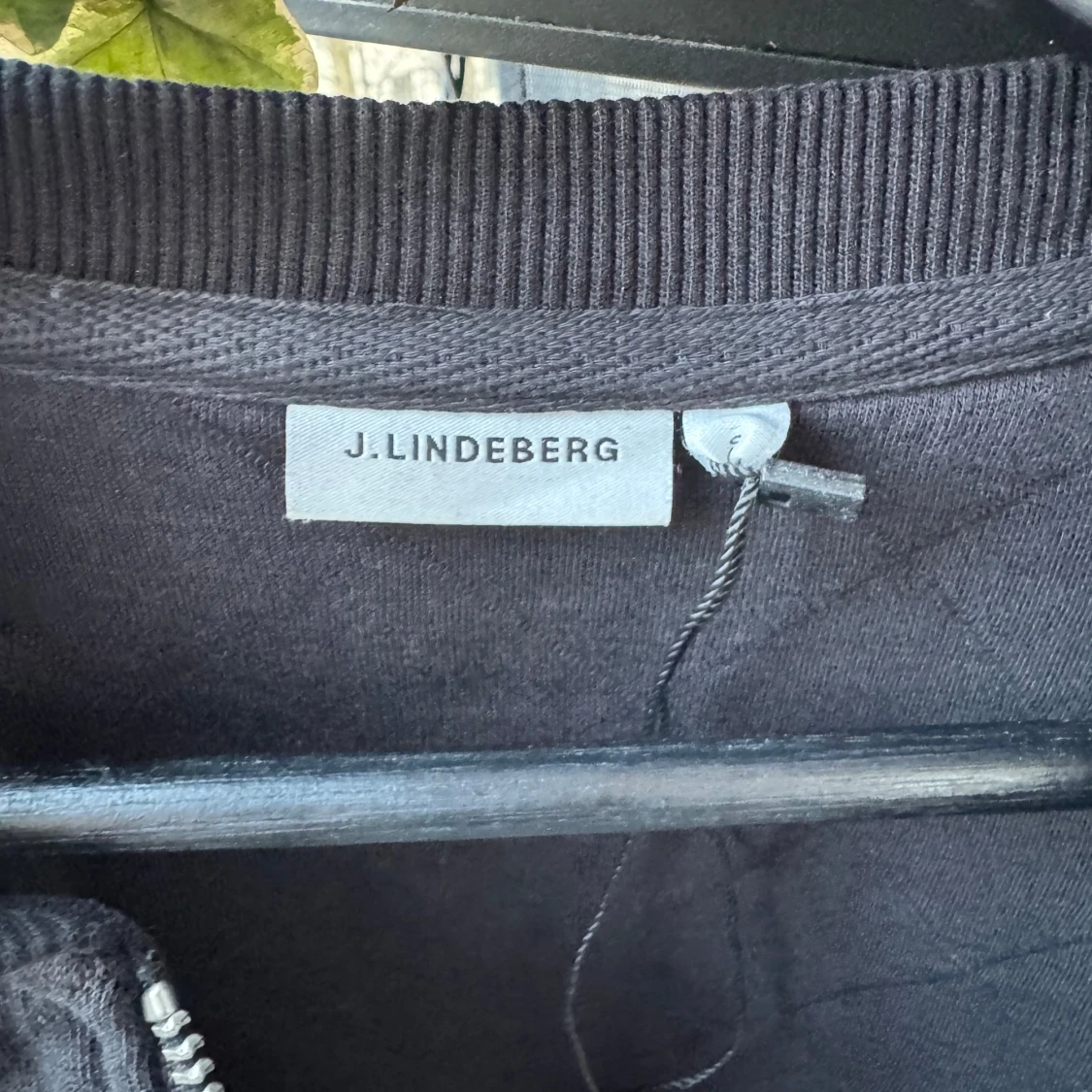 Svart quiltad jacka från J. Lindeberg - 2