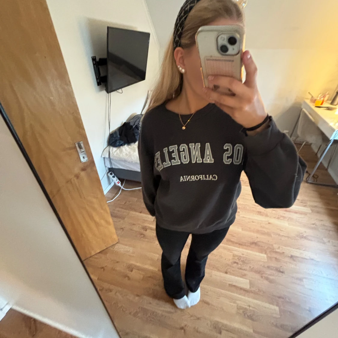 Svart sweatshirt Los Angeles Gina Tricot - 1