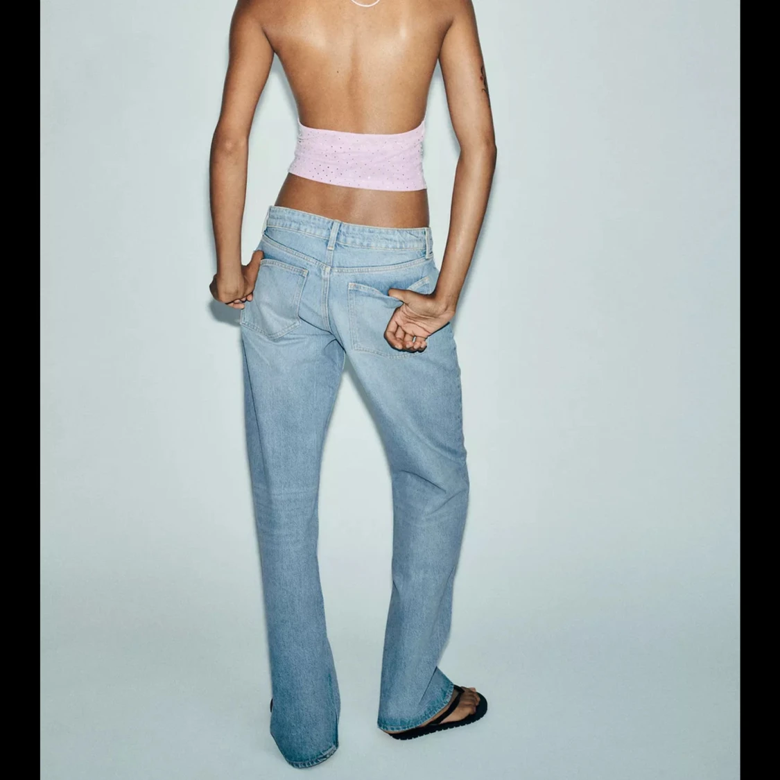 Ljusblå lågmidjade jeans från Zara - 1