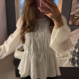 Söt topp!  - Super söt topp från vero moda!