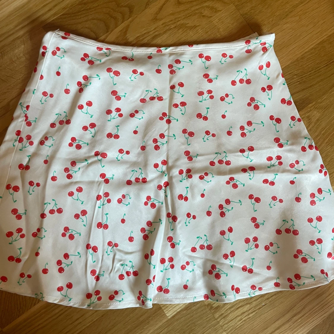 Minikjol med körsbär  - 1