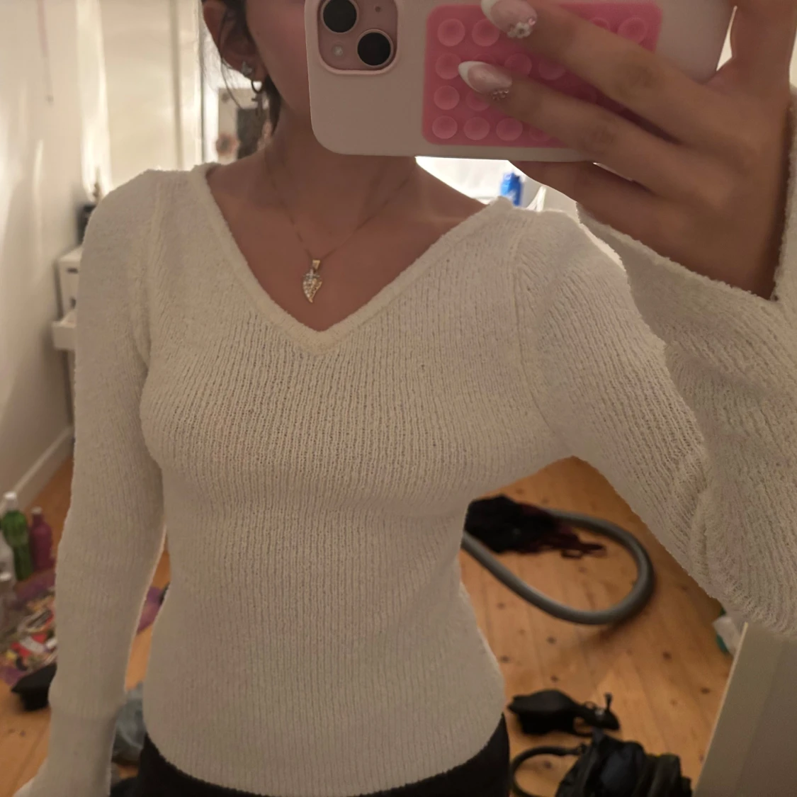 Vit stickad tröja - 1