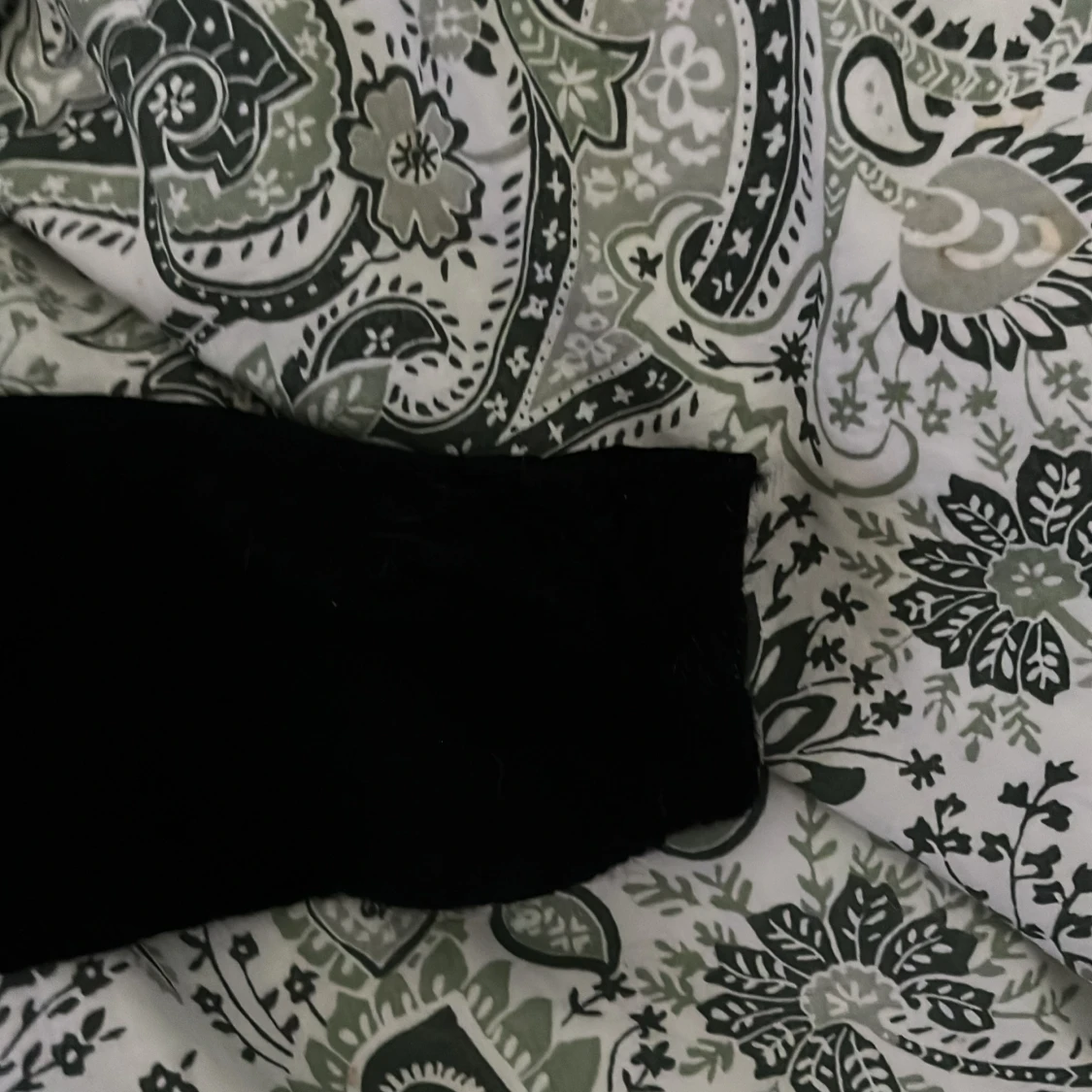 Svart tunn stickad tröja Malene Birger - 4