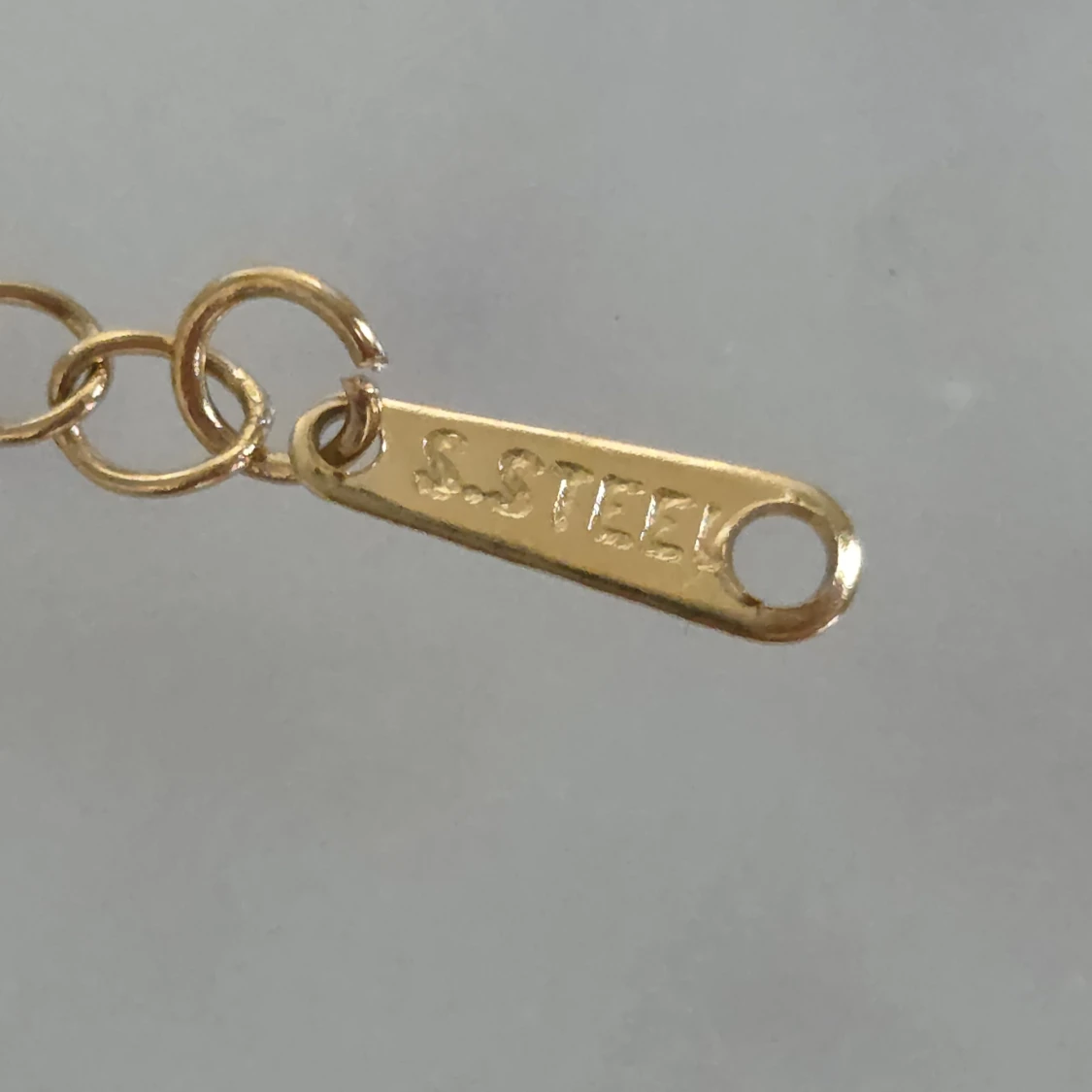 Halsband med blomma i pärlemor - 3