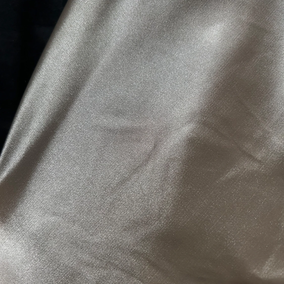 Balklänning i satin (obs champagne färg, inte rosa) - 4