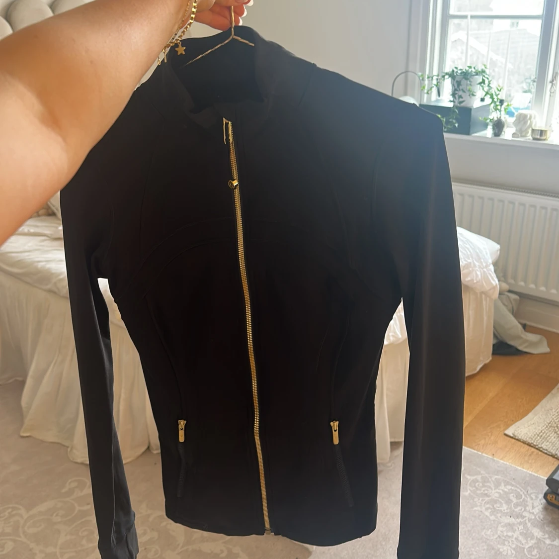 Define jacket Lululemon - 1