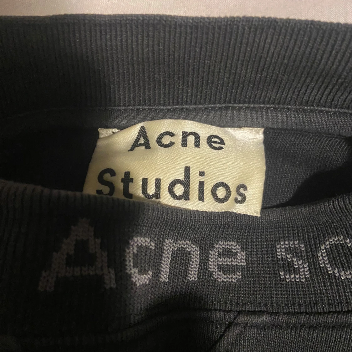 Svart tröja från Acne Studios - 1