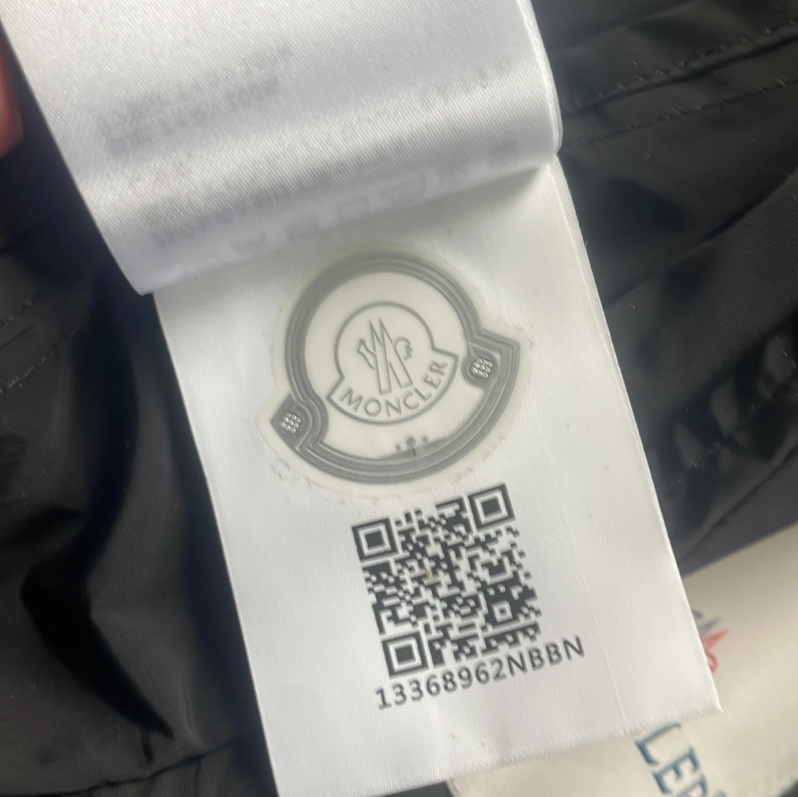 Svart vindjacka från Moncler - 1