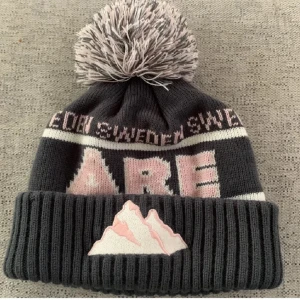 Grå/rosa åremössa - Säljer denna åremössa i rosa/grå pga att jag inte får så mycket användning av den. Den är i väldigt bra skick