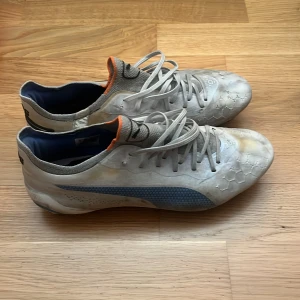 Puma king - Säljer mina Puma kings som är använda lite mer än 3 månader. Storlek 39