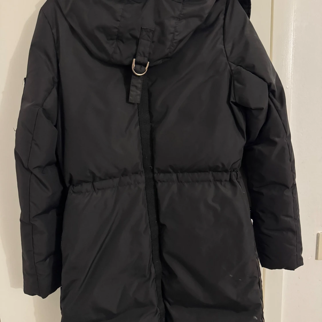 Svart dunjacka från Hollies utan päls  - 1