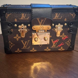 Väska - Nice Bag in very good condition. Size small. 