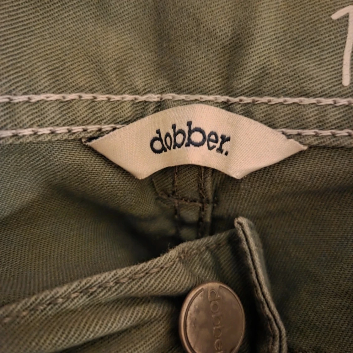 Olivgröna byxor från Dobber - 3