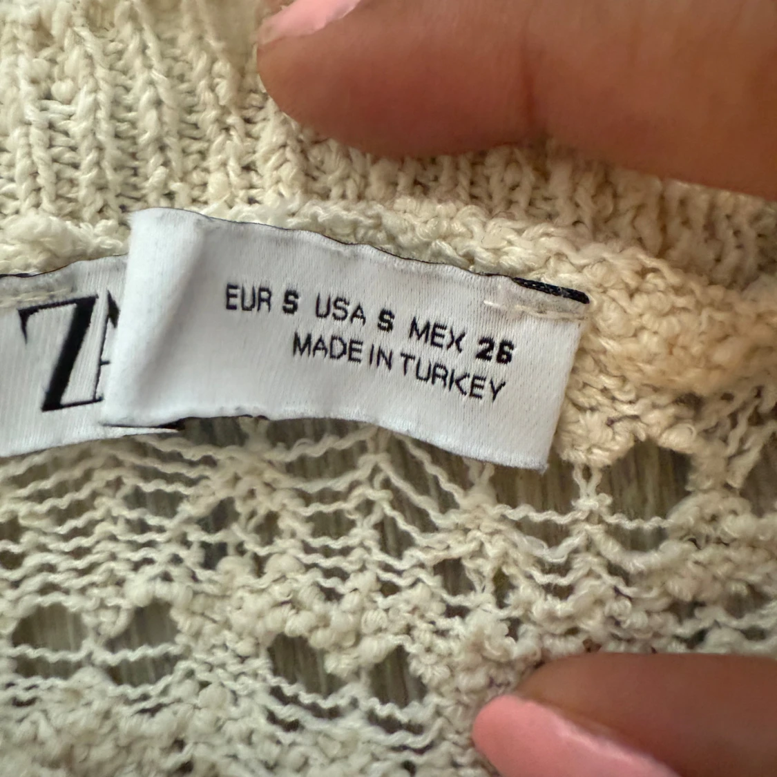 Beige stickad topp från Zara