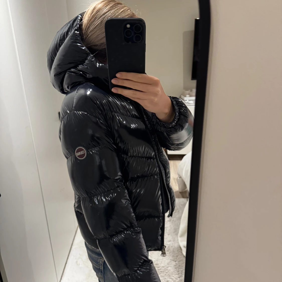 Svart glansig pufferjacka från Colmar - 3