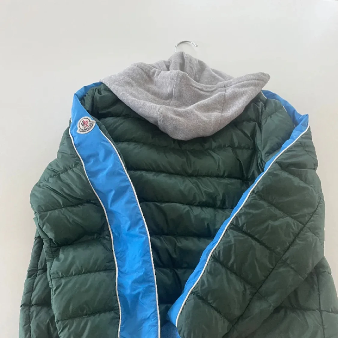 Moncler grön dunjacka  - 1
