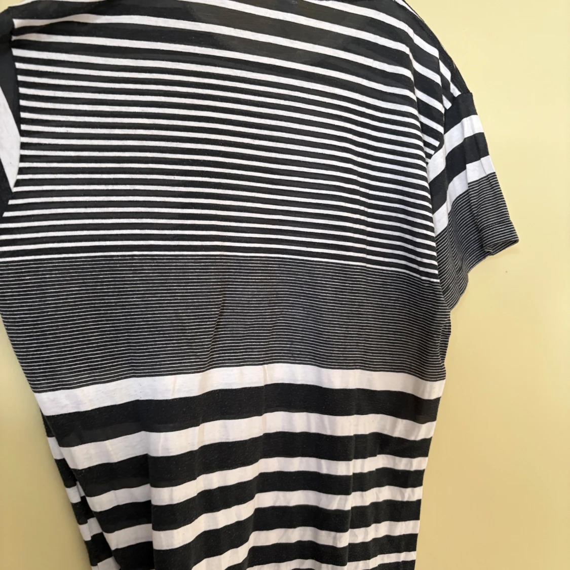 Randig t-shirt från American Apparel - 2