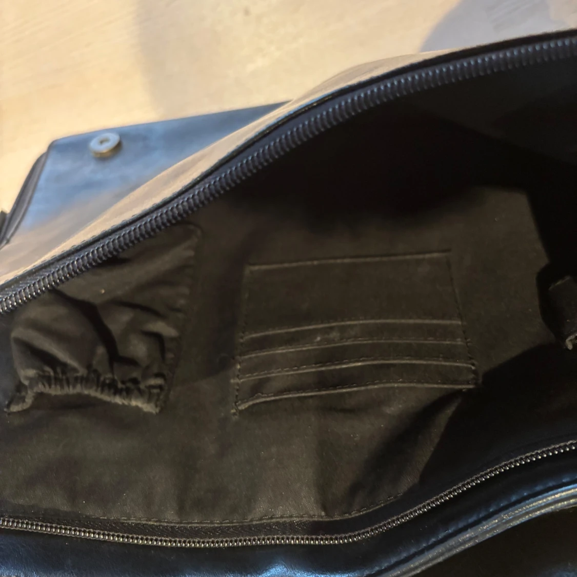 Svart datorväska från Esprit - 3