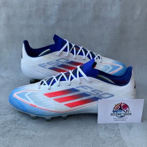 Adidas F50  - Adidas F50 storlek 42 2/3 väldigt bra skick