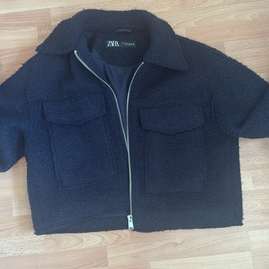 Svart teddyjacka från Zara