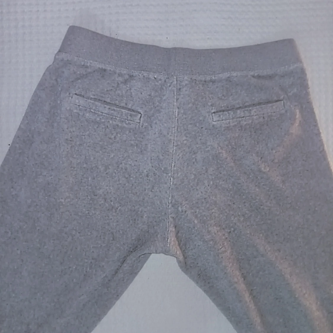 Mjukisbyxor i velour, låg midja, från Juicy Couture - 2