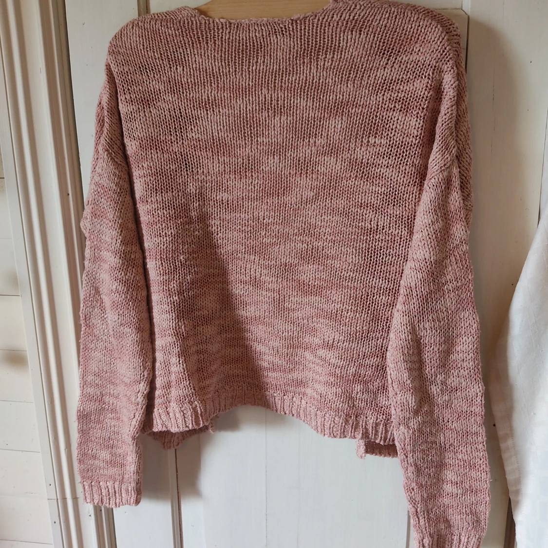 Mysigt stickad kofta med glittrig tråd - 2