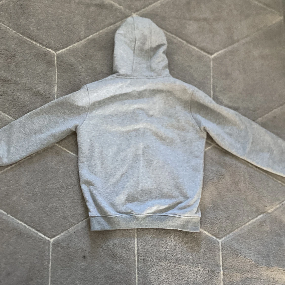 Grå hoodie med dragkedja från Burberry - 1