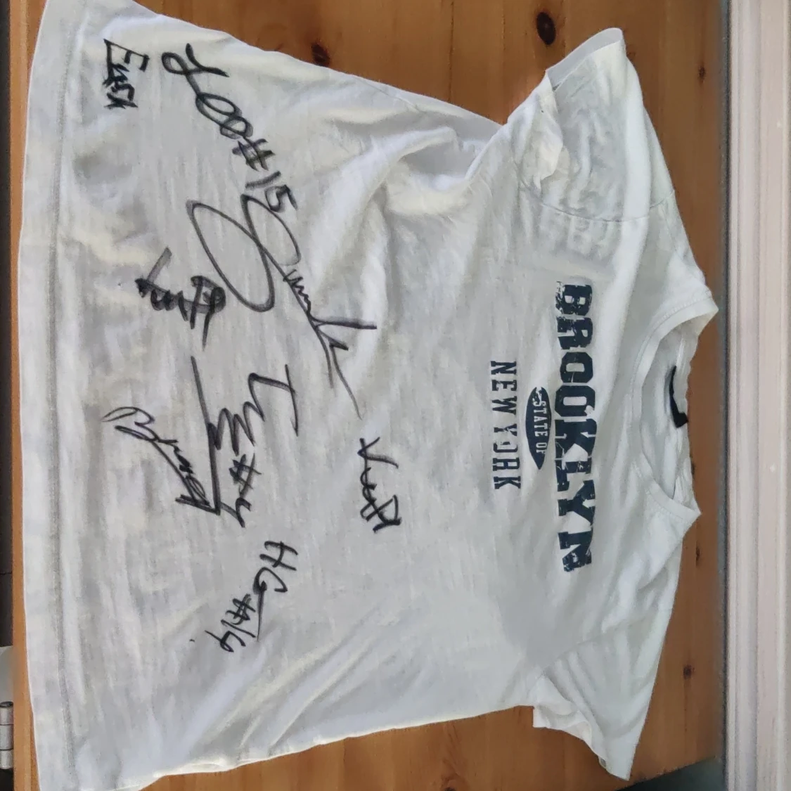 Vit t-shirt med Brooklyn-tryck - 1