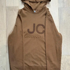 Jacob Cohen - INTERESSEKOLL!  På denna hoodie Storlek L. Sicka frågor vid funderingar😀 Skriv innan du köper.