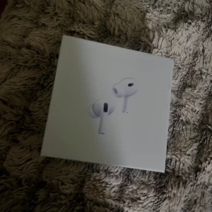 AirPod PRO  - Helt nya AirPod PRO för endast 1000kr