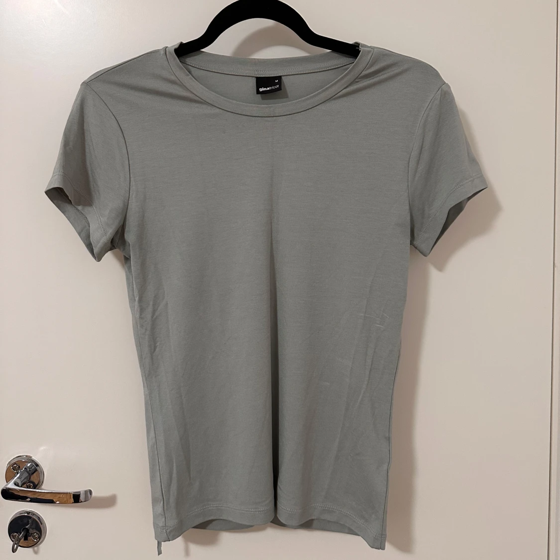 Iron (7032) färgad tjat T-shirt från Gina - 1