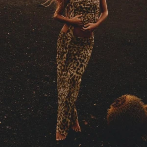 Leopard kjol - Oanvänd. Storlek M. 